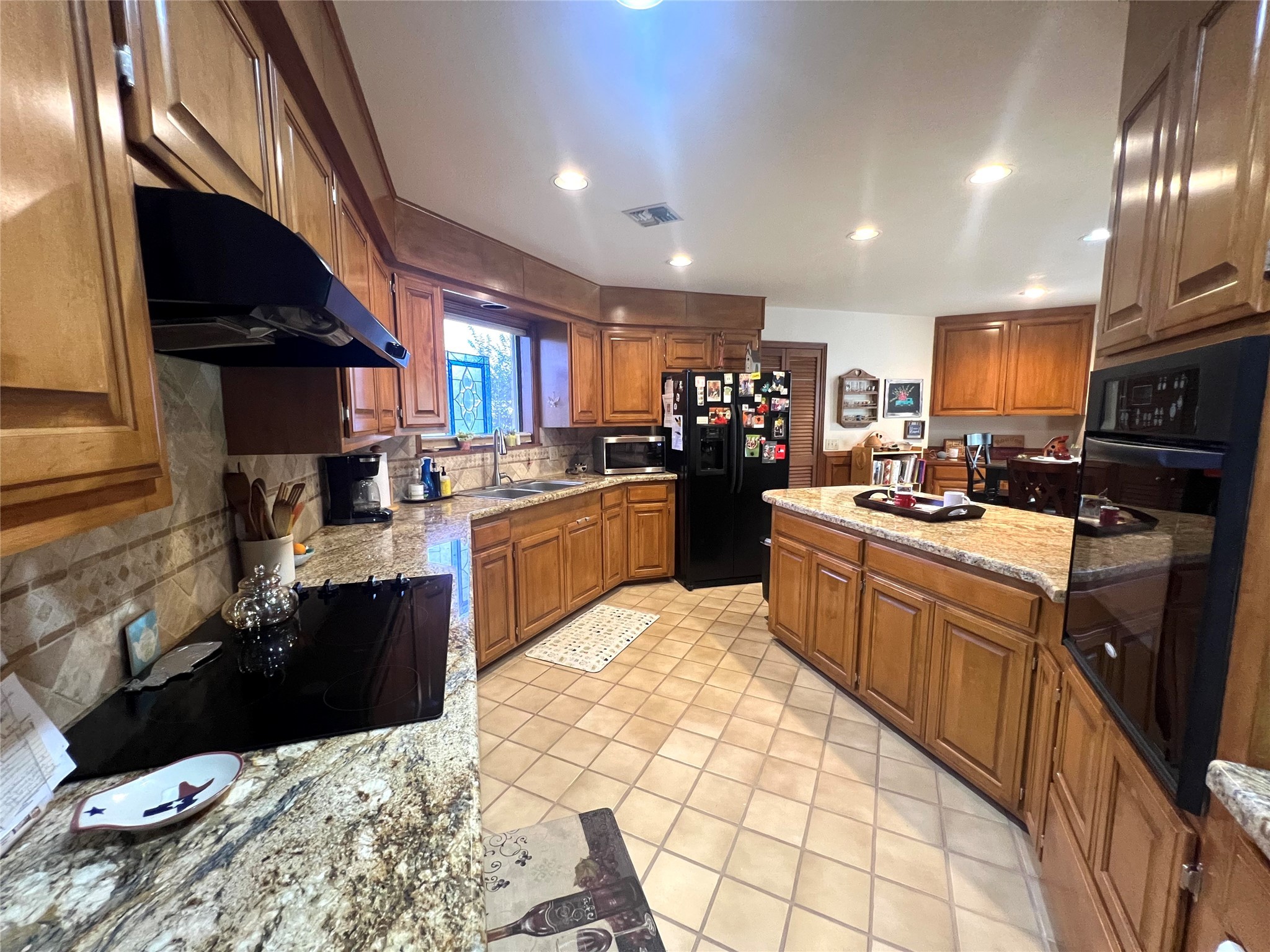 1210 Quail Hollow Drive , El Campo, TX, 77437 | 4880545 | Realty Texas LLC