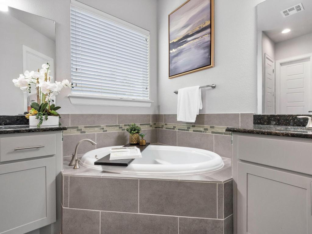 116 Claiborne Lake Lane , Georgetown, TX, 78628 | 3946805 | Realty Texas LLC