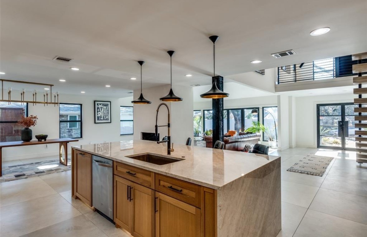 9611 Fallbrook Drive , Dallas, TX, 75243 | 20947286 | Realty Texas LLC