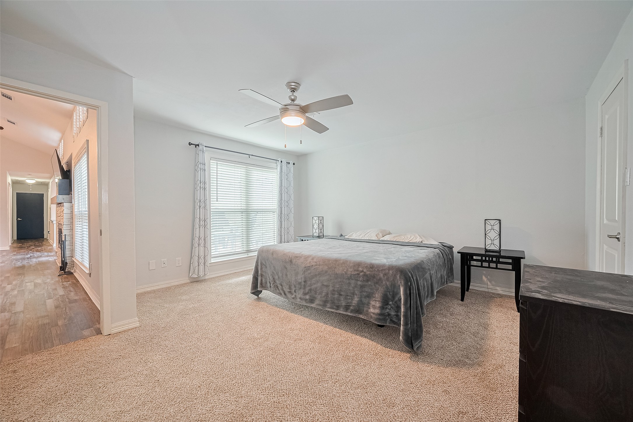 2023 Wilcrest Drive , Houston, TX, 77042 | 14919714 | Realty Texas LLC
