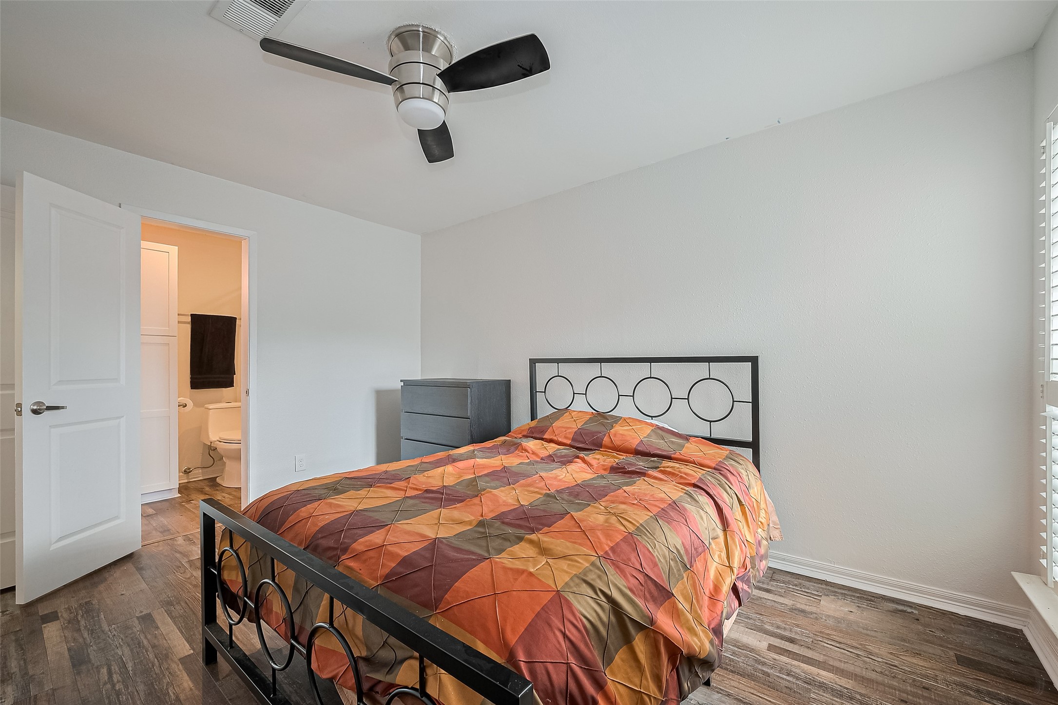 2023 Wilcrest Drive , Houston, TX, 77042 | 14919714 | Realty Texas LLC
