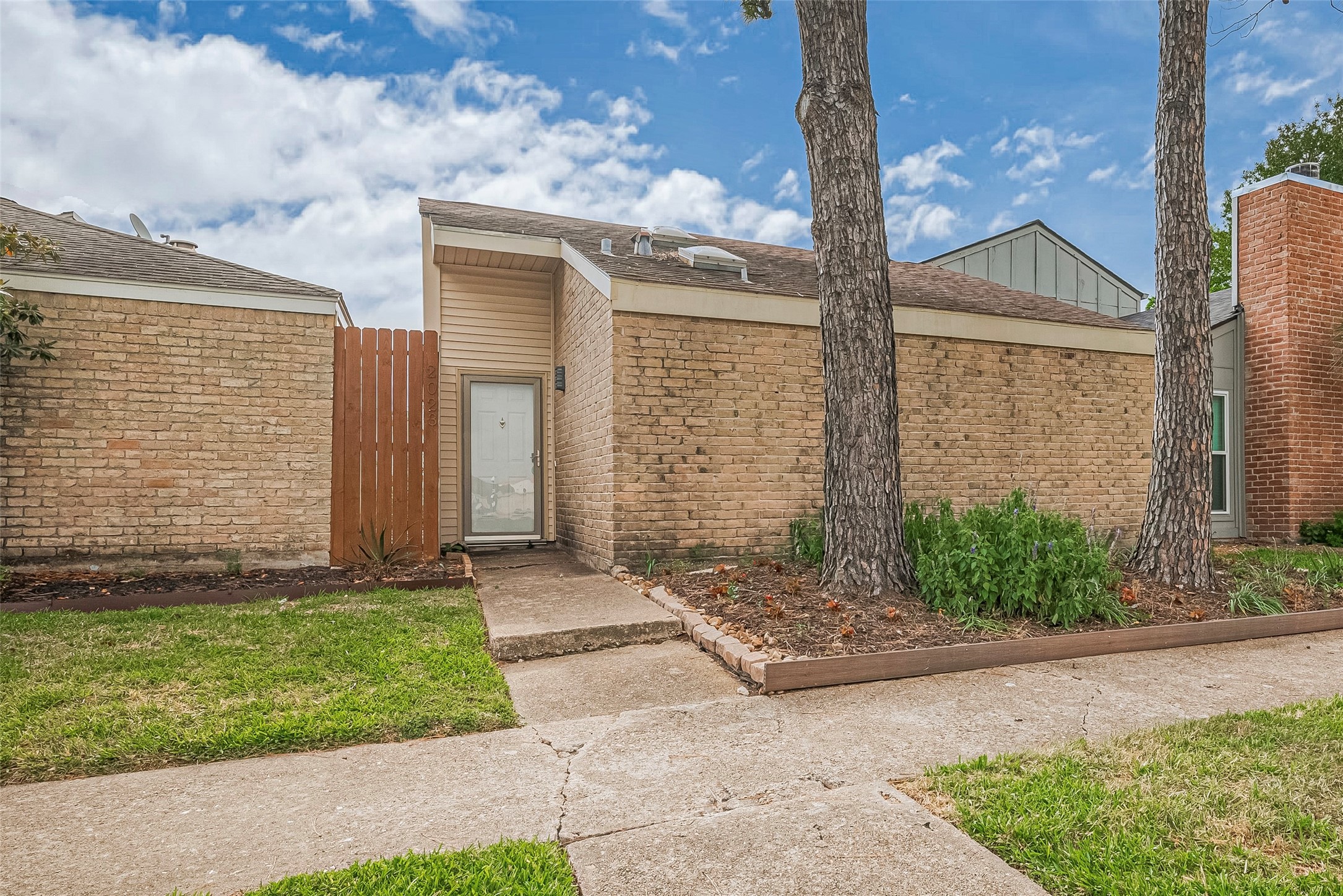 2023 Wilcrest Drive , Houston, TX, 77042 | 14919714 | Realty Texas LLC