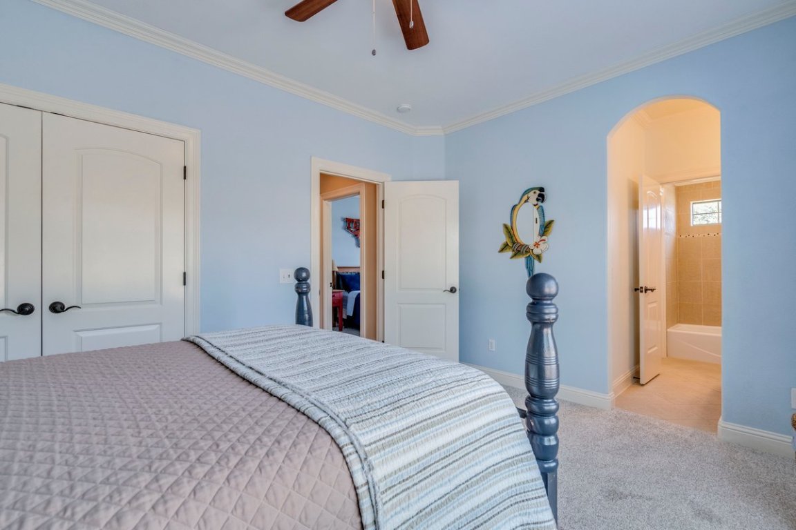 421 Huck Finn Trail , Dripping Springs, TX, 78620 | 8210777 | Realty Texas LLC