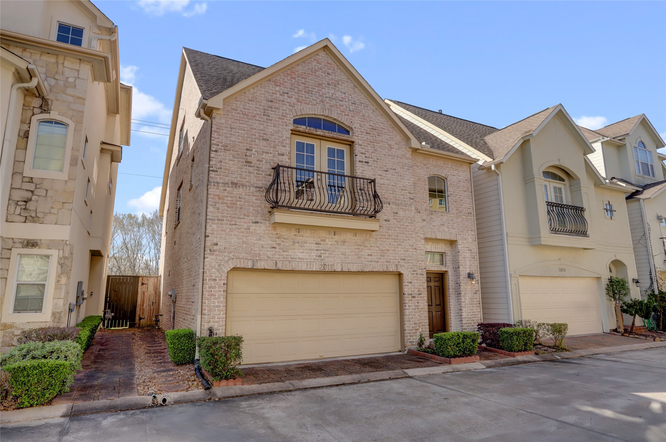 2617 Edgefield Lakes Drive, Houston, TX, 77054 | 10371211 | Realty Texas LLC