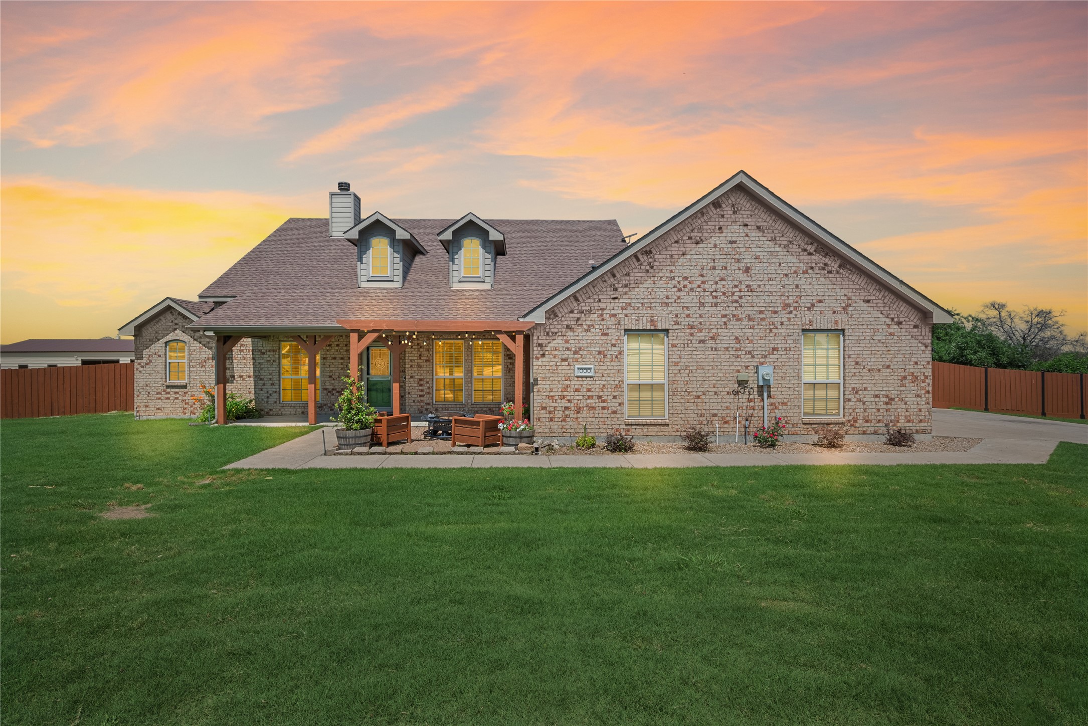 1000 Macadamia Street , Venus, TX, 76084 | 20945635 | Realty Texas LLC