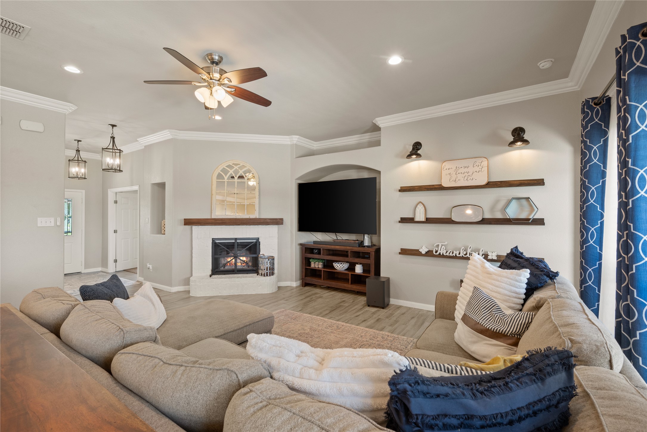 1000 Macadamia Street , Venus, TX, 76084 | 20945635 | Realty Texas LLC