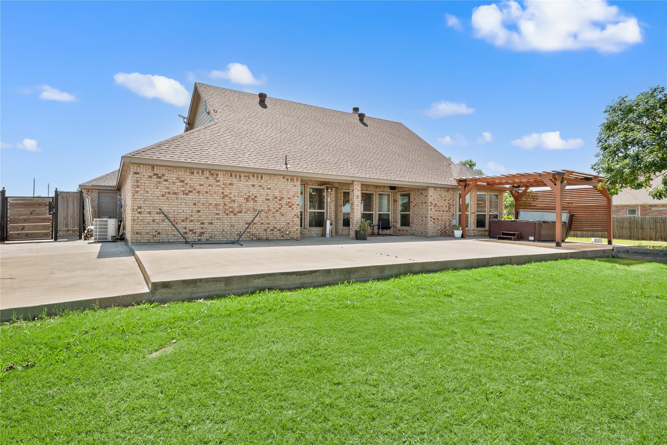 1000 Macadamia Street , Venus, TX, 76084 | 20945635 | Realty Texas LLC