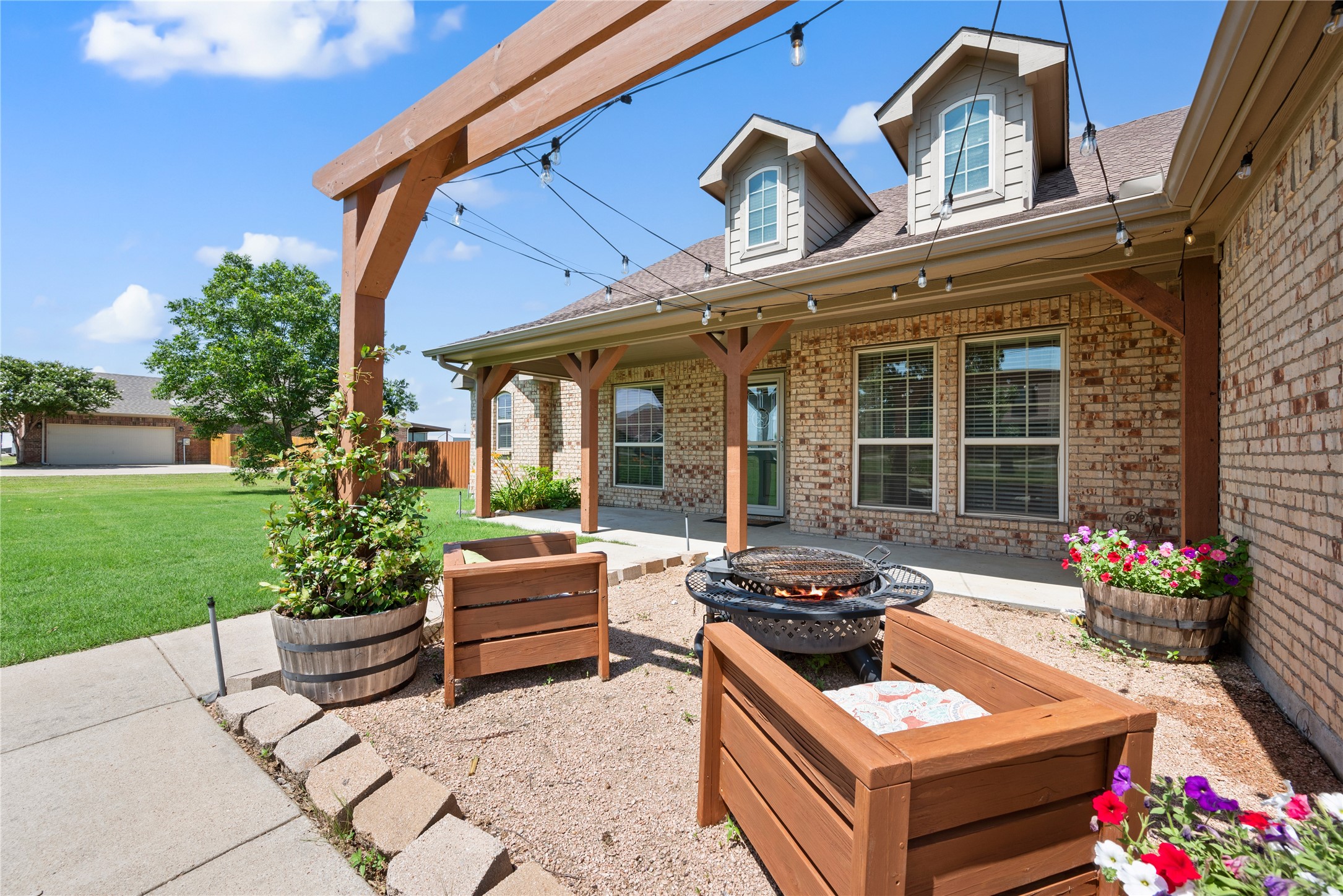 1000 Macadamia Street , Venus, TX, 76084 | 20945635 | Realty Texas LLC