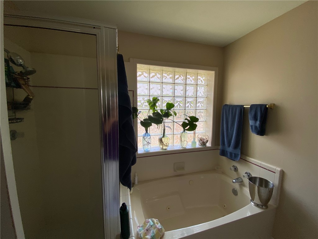 4903 Bay Oaks Court, College Station, TX, 77845 | 25006223 | Realty Texas LLC