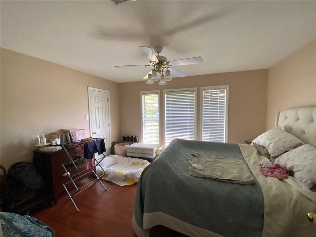 4903 Bay Oaks Court, College Station, TX, 77845 | 25006223 | Realty Texas LLC