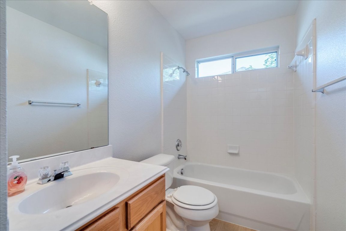 117 Spillway Drive , Kyle, TX, 78640 | 1055804 | Realty Texas LLC