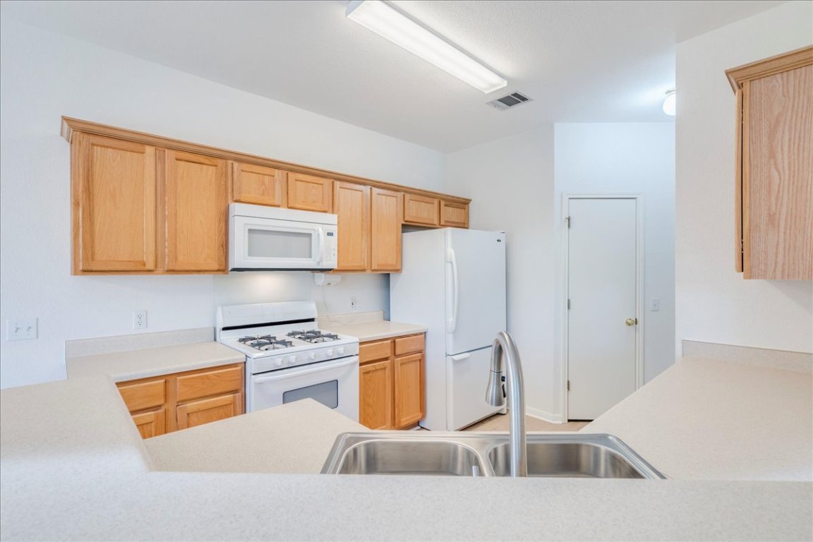 117 Spillway Drive , Kyle, TX, 78640 | 1055804 | Realty Texas LLC
