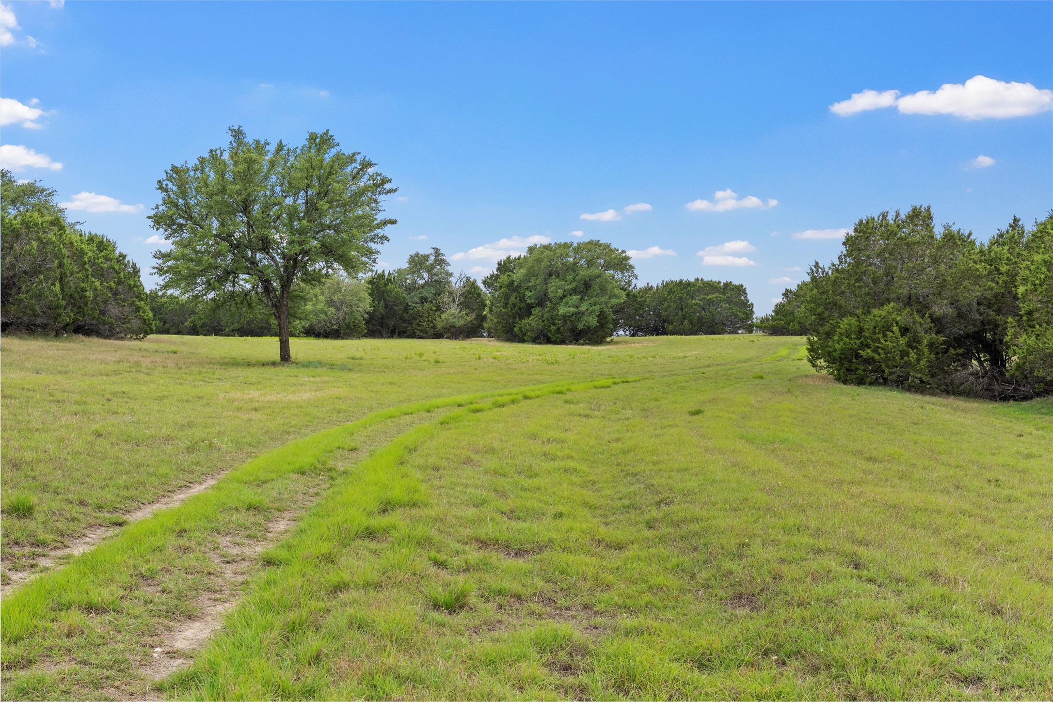 614 County Road 4165 , Cranfills Gap, TX, 76637 | 20947825 | Realty Texas LLC