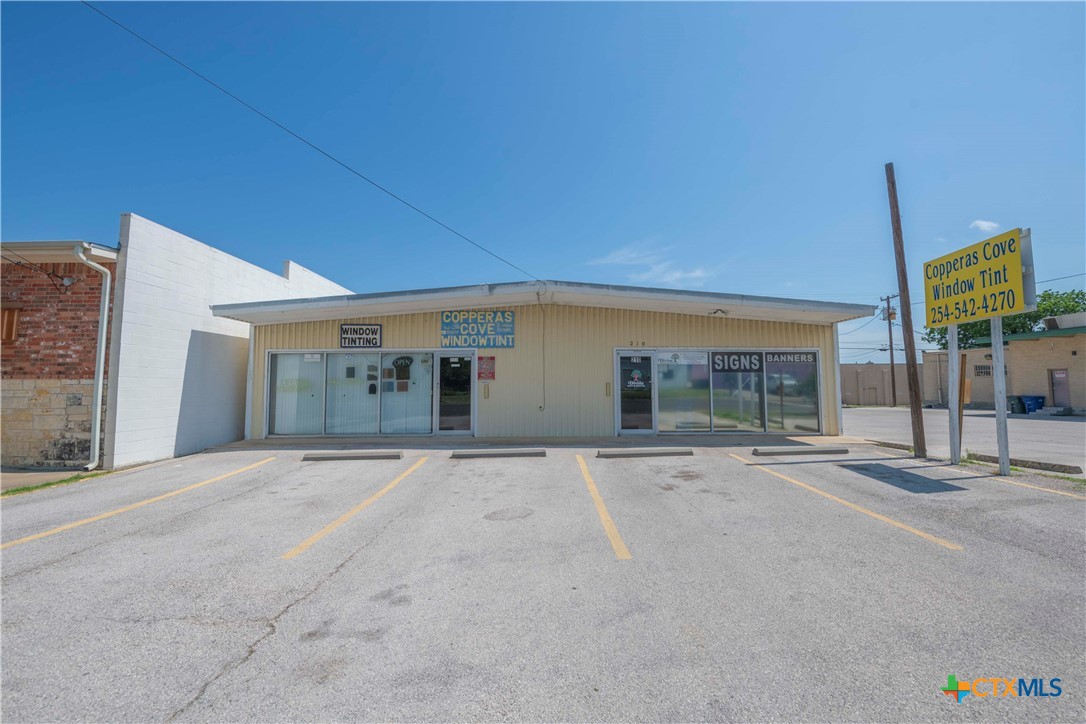 210-212 W Avenue E , Copperas Cove, TX, 76522 | 580717 | Realty Texas LLC