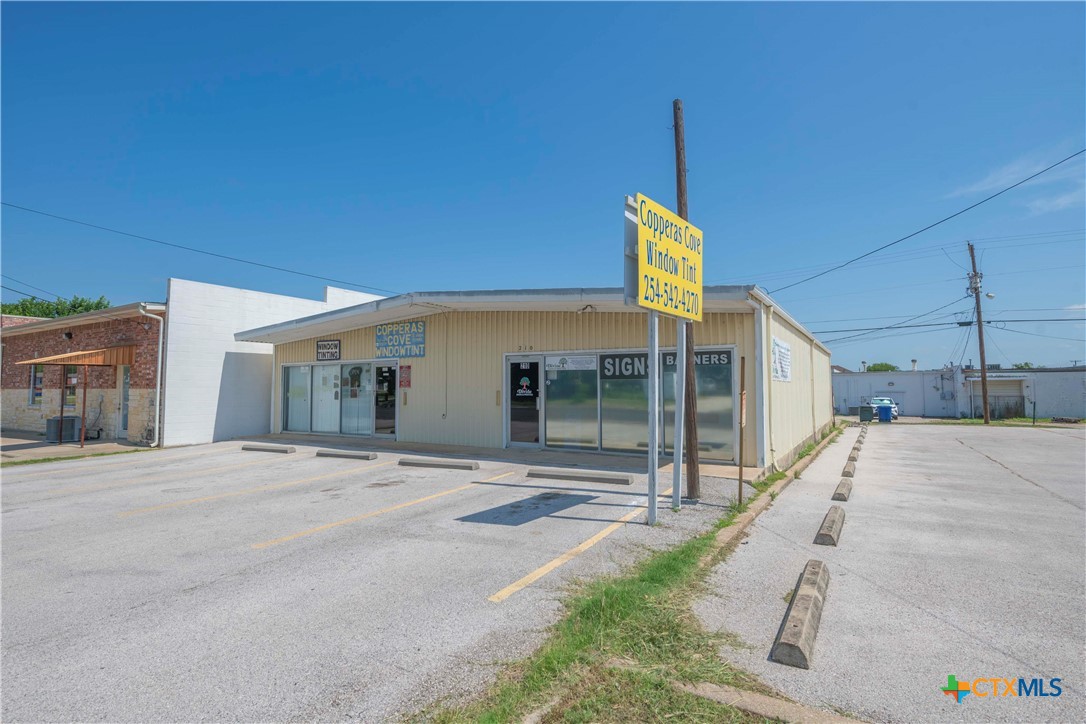 210-212 W Avenue E , Copperas Cove, TX, 76522 | 580717 | Realty Texas LLC
