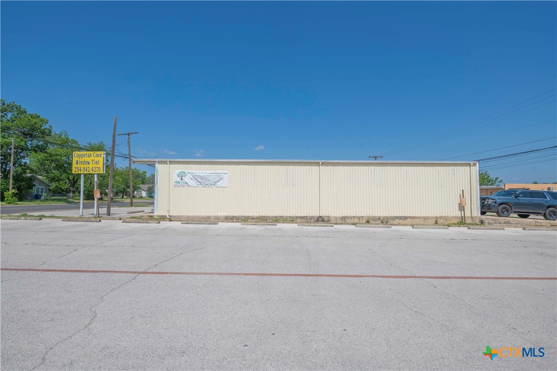 210-212 W Avenue E , Copperas Cove, TX, 76522 | 580717 | Realty Texas LLC