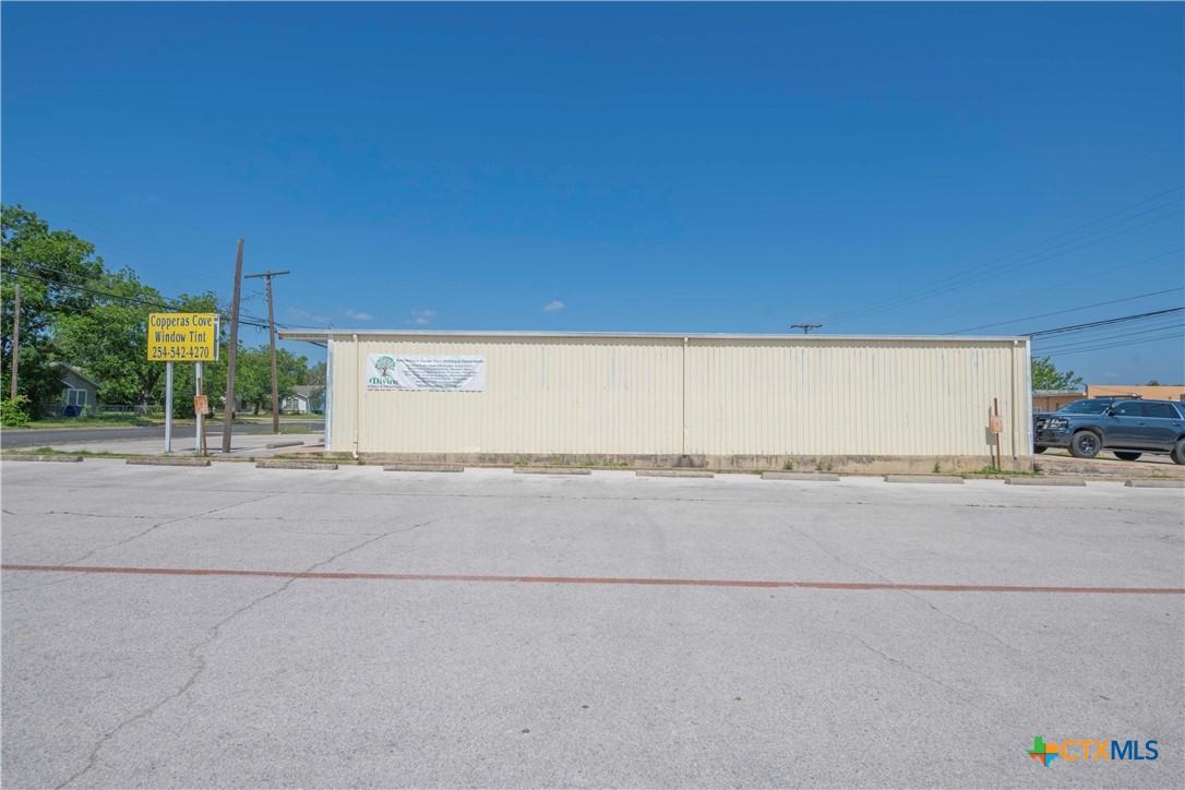 210-212 W Avenue E , Copperas Cove, TX, 76522 | 580717 | Realty Texas LLC