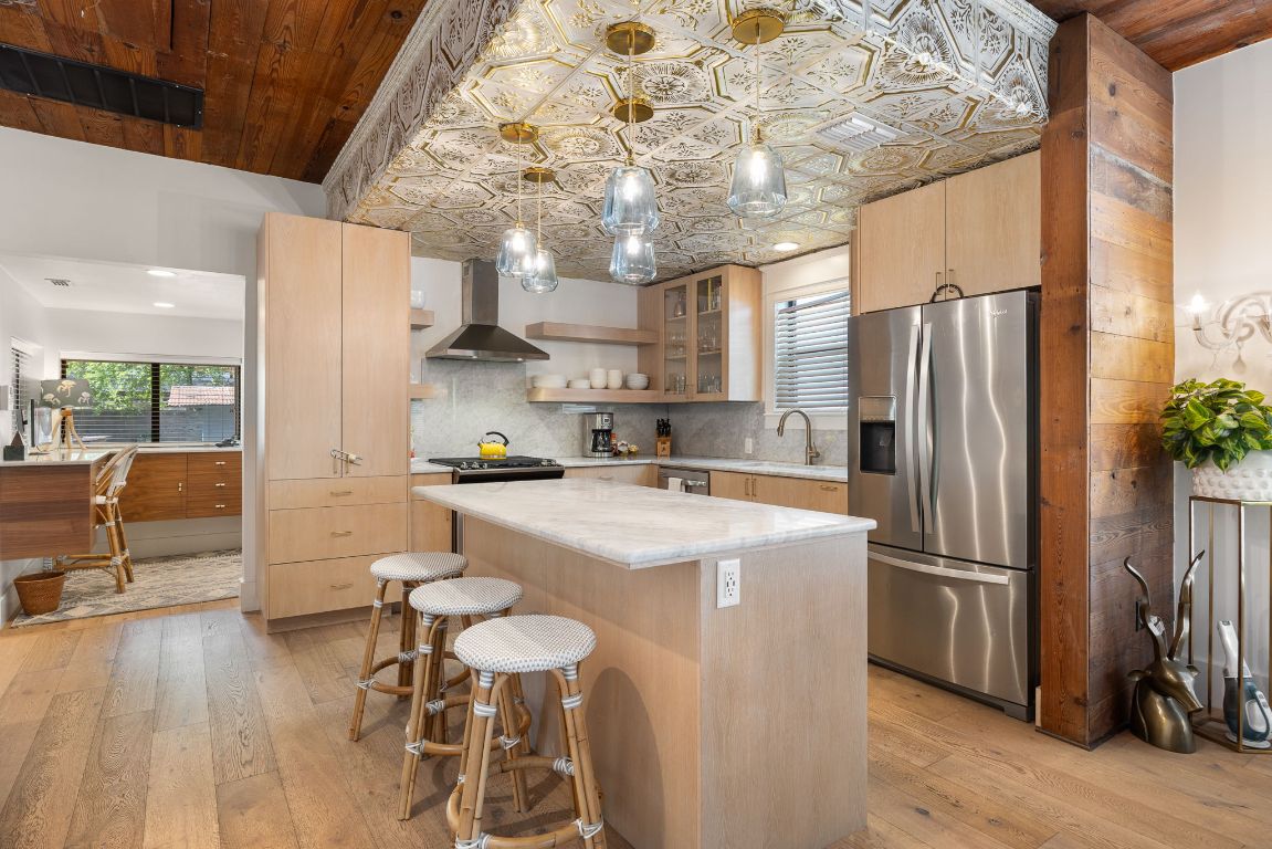 1307 E 2nd Street , Austin, TX, 78702 | 9050707 | Realty Texas LLC