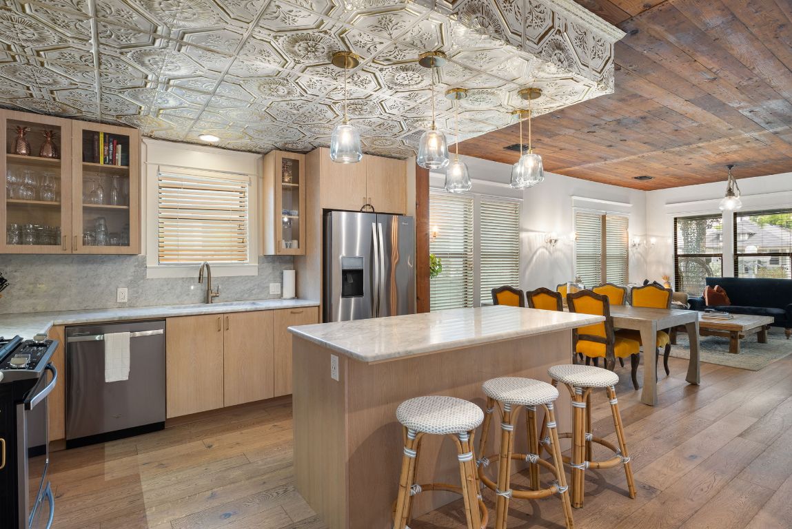 1307 E 2nd Street , Austin, TX, 78702 | 9050707 | Realty Texas LLC