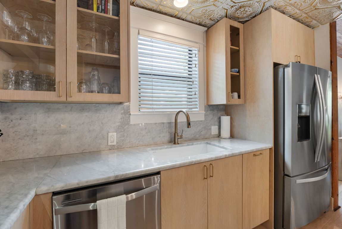 1307 E 2nd Street , Austin, TX, 78702 | 9050707 | Realty Texas LLC