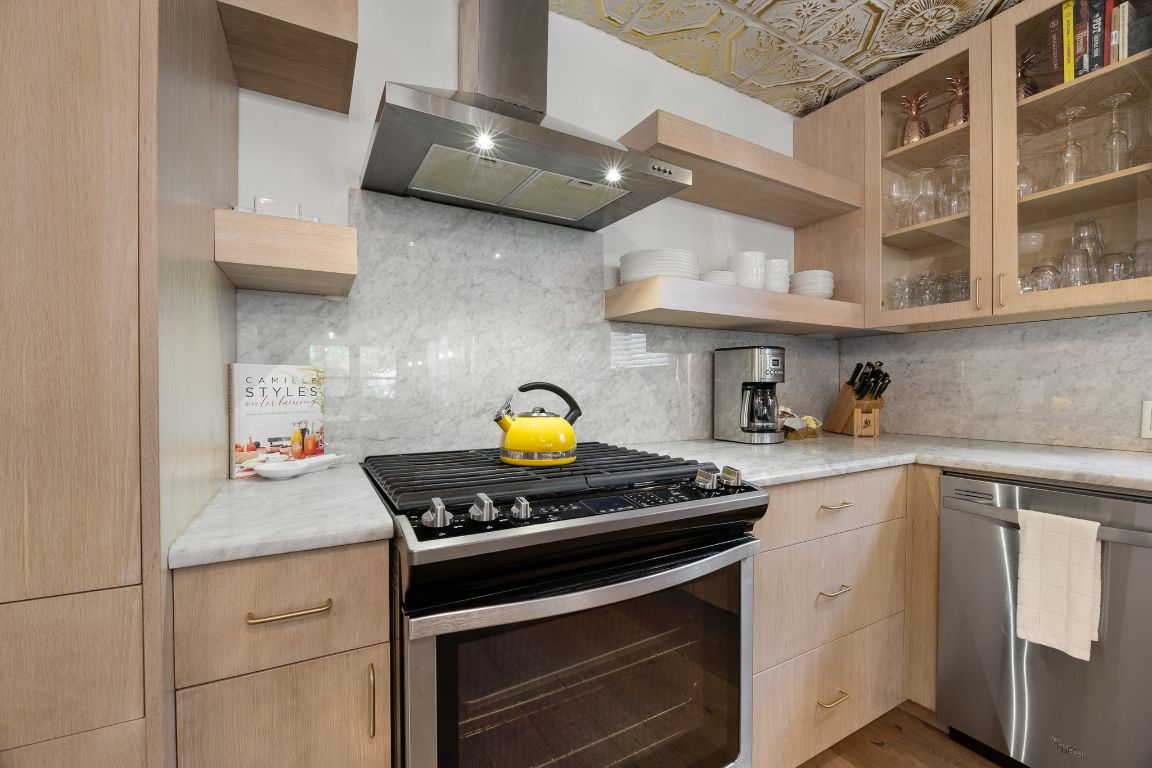 1307 E 2nd Street , Austin, TX, 78702 | 9050707 | Realty Texas LLC
