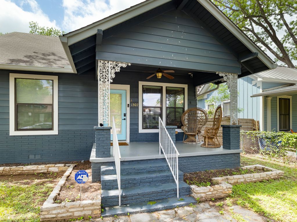 1307 E 2nd Street , Austin, TX, 78702 | 9050707 | Realty Texas LLC