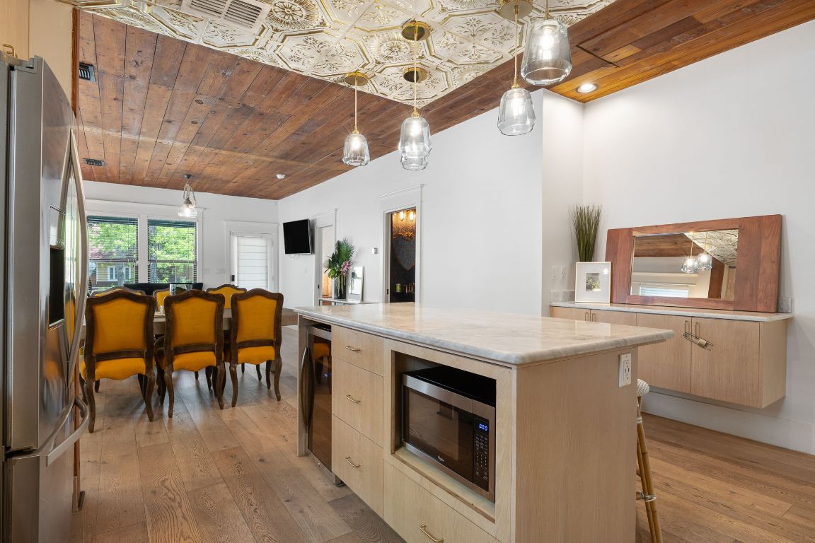 1307 E 2nd Street , Austin, TX, 78702 | 9050707 | Realty Texas LLC