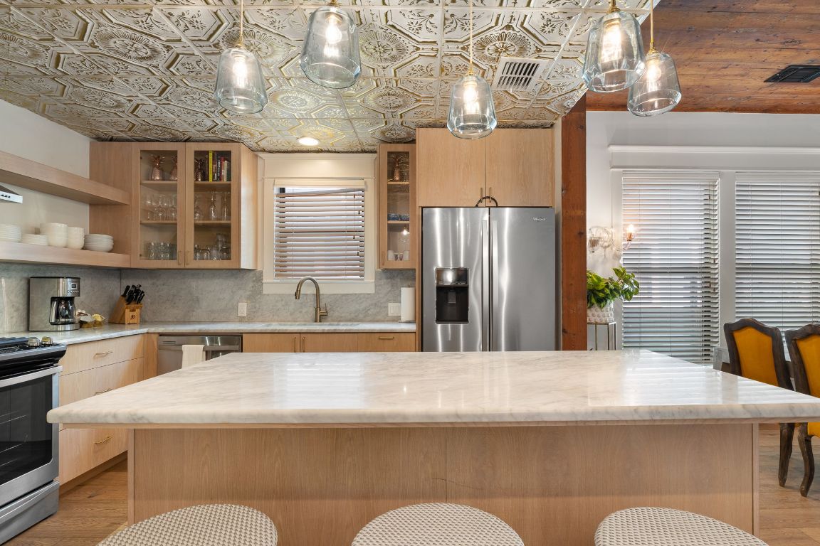 1307 E 2nd Street , Austin, TX, 78702 | 9050707 | Realty Texas LLC
