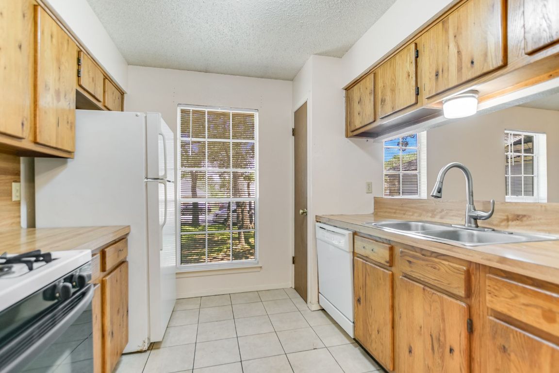 11948 Sunhillow Bend B, Austin, TX, 78758 | 1521195 | Realty Texas LLC