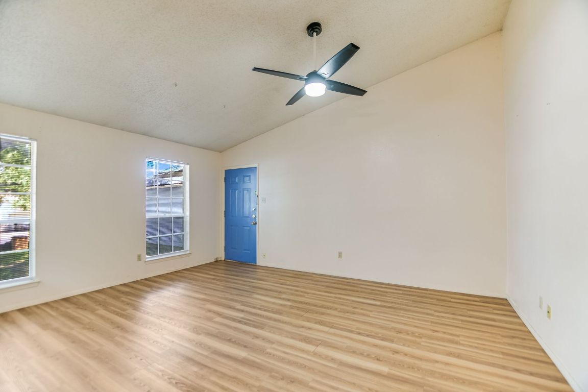 11948 Sunhillow Bend B, Austin, TX, 78758 | 1521195 | Realty Texas LLC