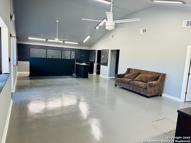 212 Rosewood , Universal City, TX, 78148 | 5261181 | Realty Texas LLC