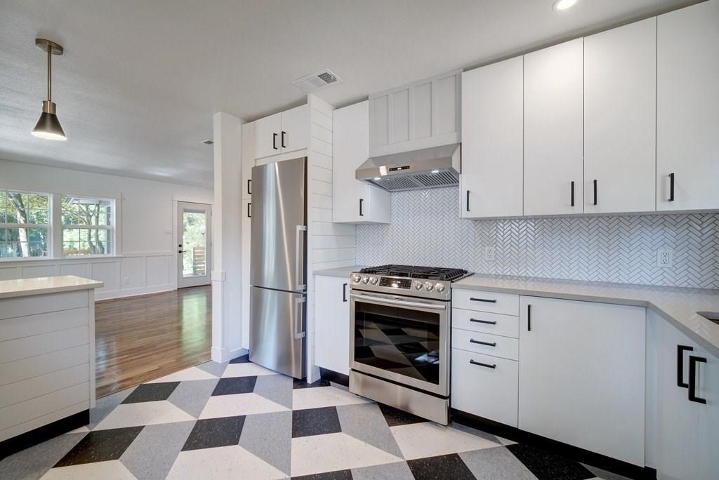 1714 Canterbury Street , Austin, TX, 78702 | 3737780 | Realty Texas LLC