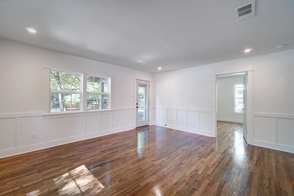 1714 Canterbury Street , Austin, TX, 78702 | 3737780 | Realty Texas LLC