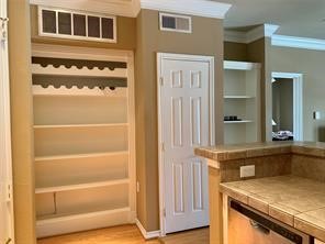 2400 Mccue Road 348 , Houston, TX, 77056 | 27462291 | Realty Texas LLC