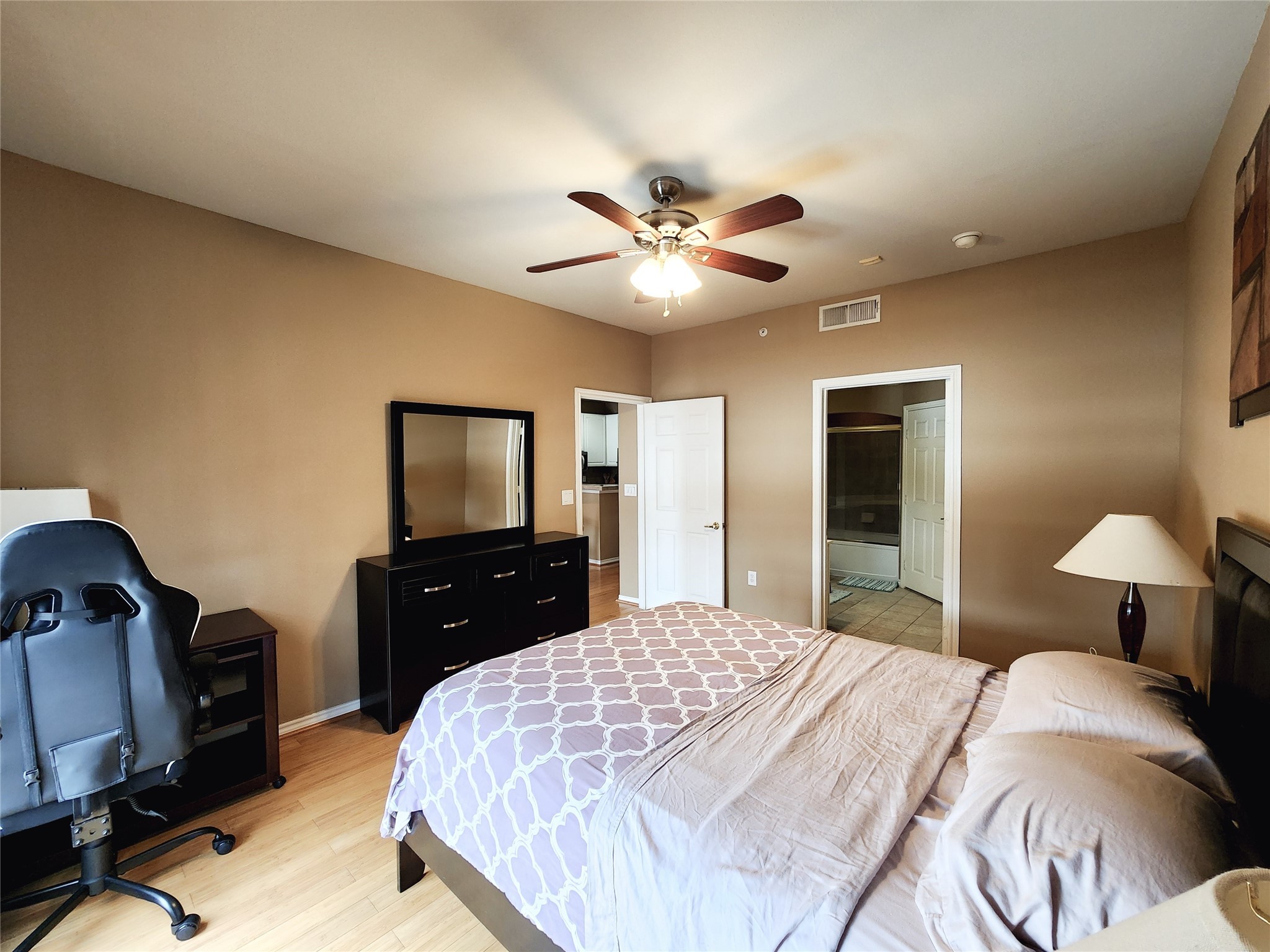 2400 Mccue Road 348 , Houston, TX, 77056 | 27462291 | Realty Texas LLC