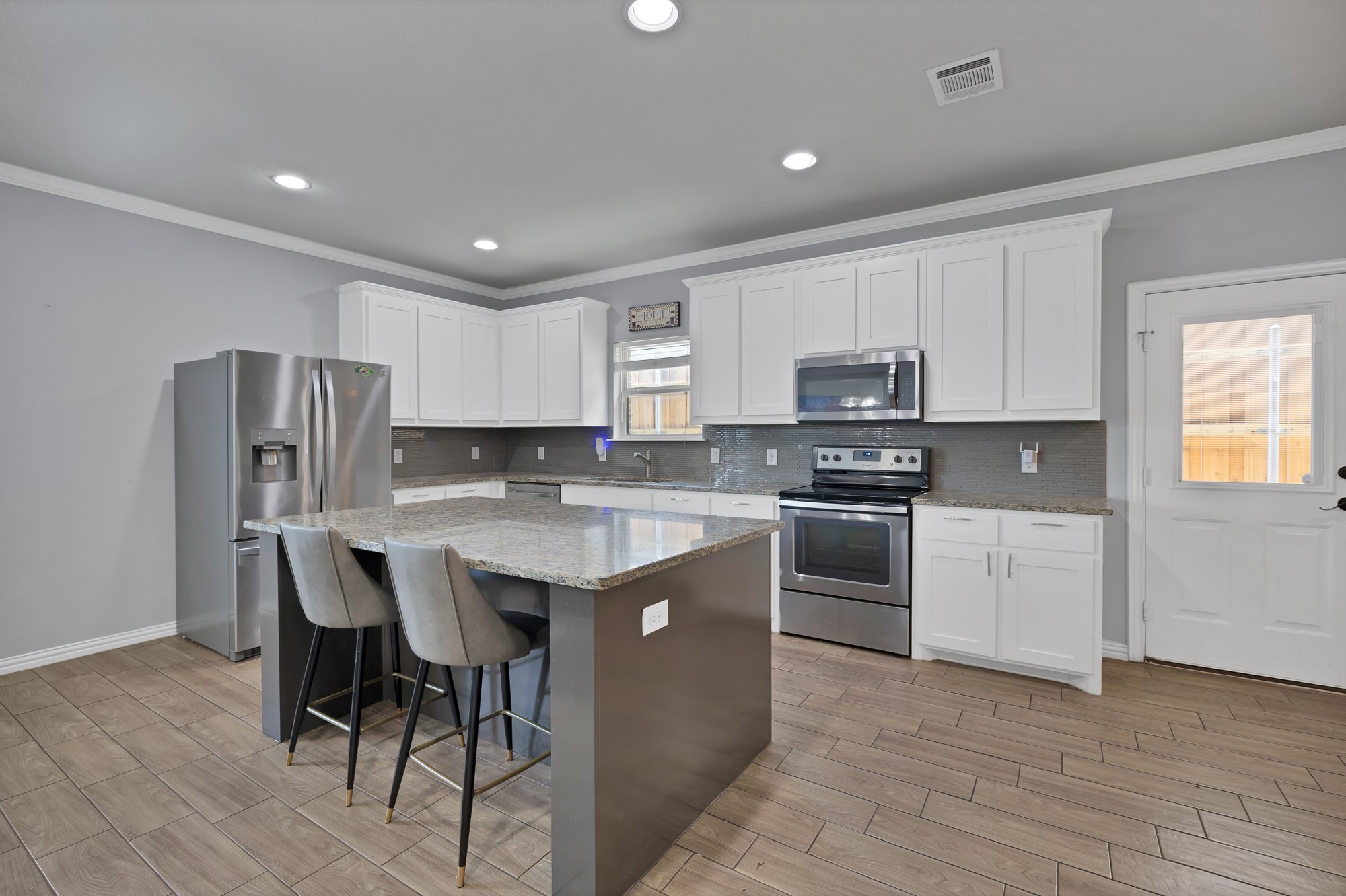 3003 Casa Bella Drive , Arlington, TX, 76010 | 20946801 | Realty Texas LLC
