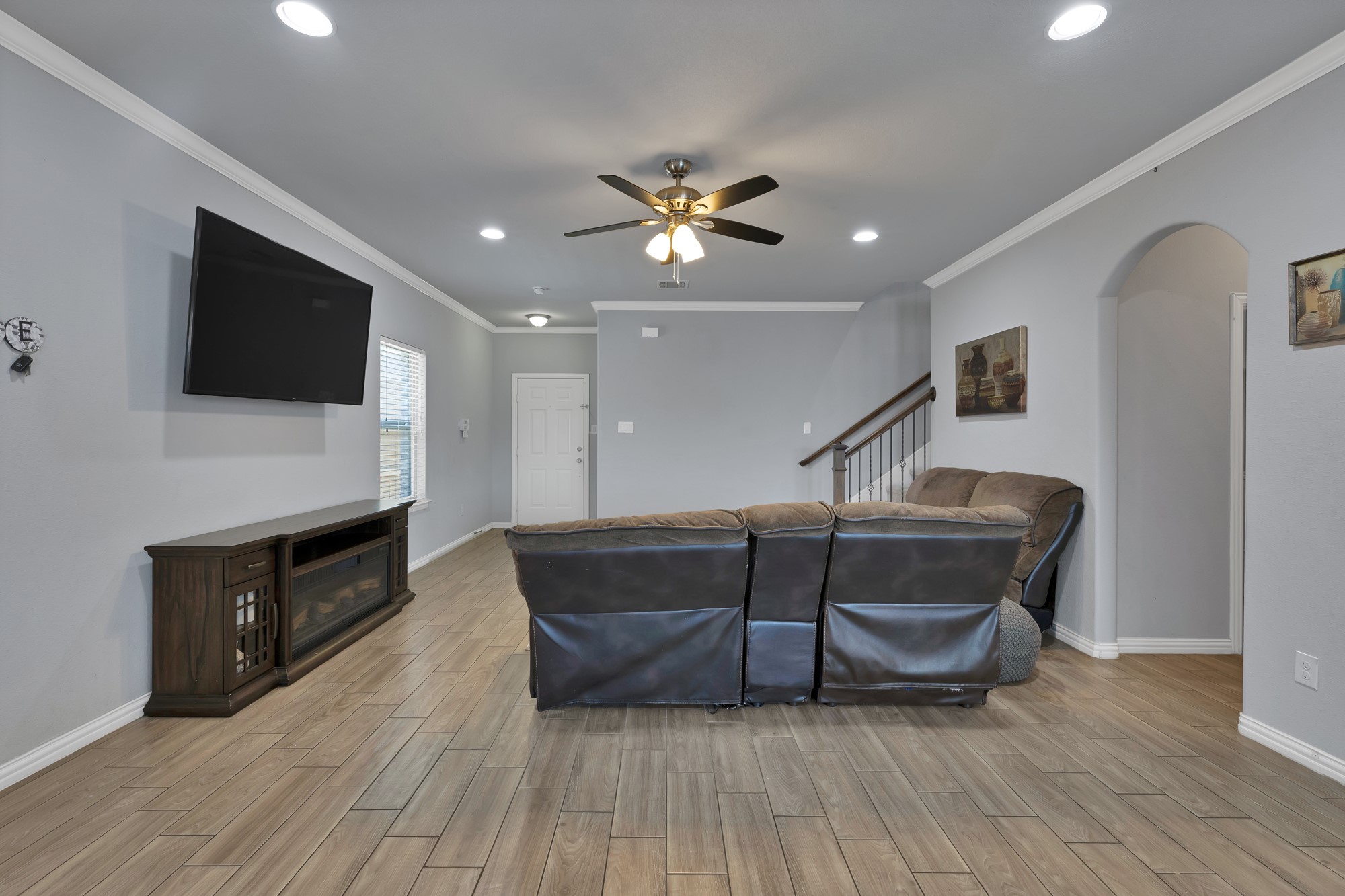 3003 Casa Bella Drive , Arlington, TX, 76010 | 20946801 | Realty Texas LLC