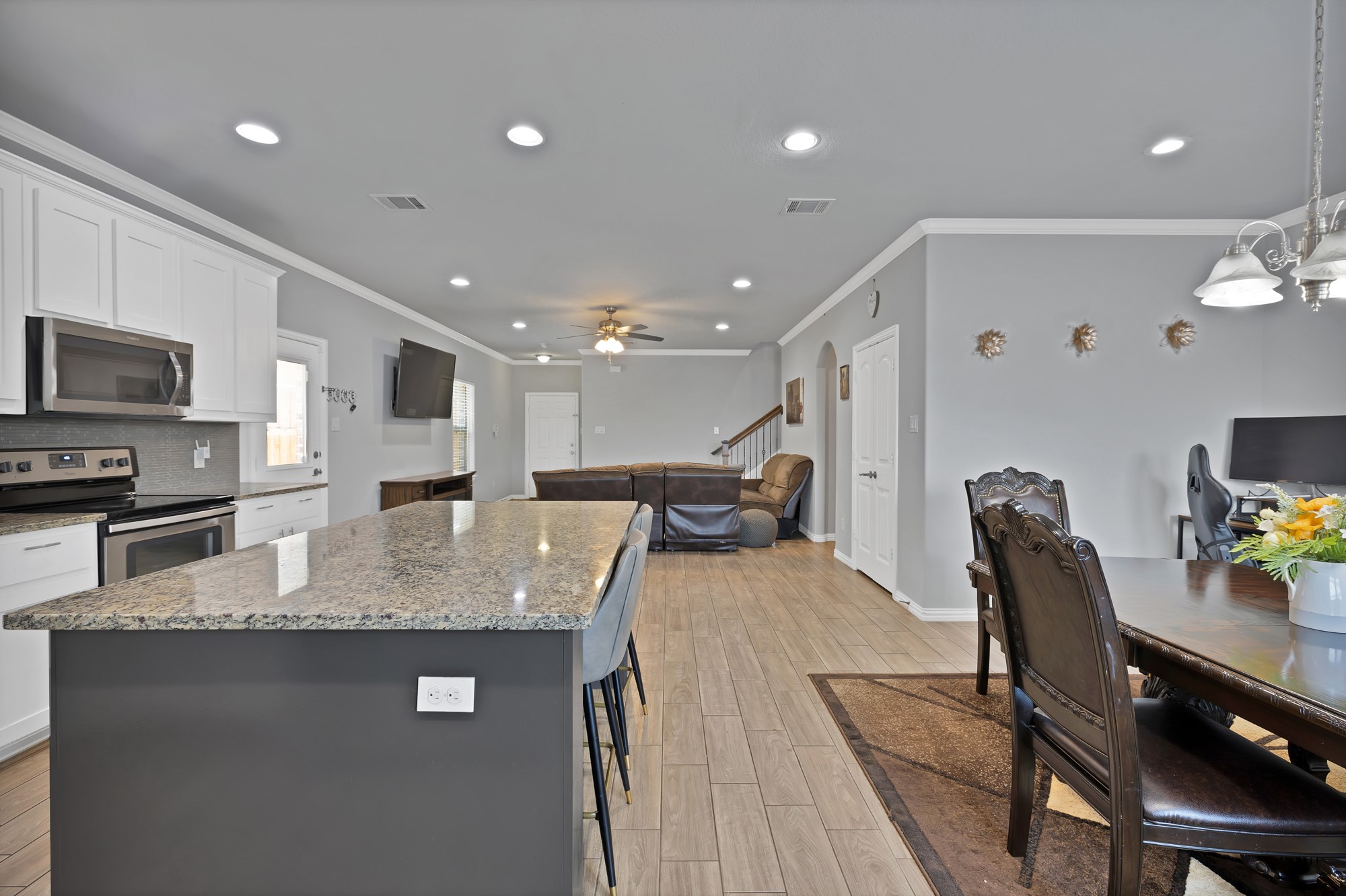 3003 Casa Bella Drive , Arlington, TX, 76010 | 20946801 | Realty Texas LLC