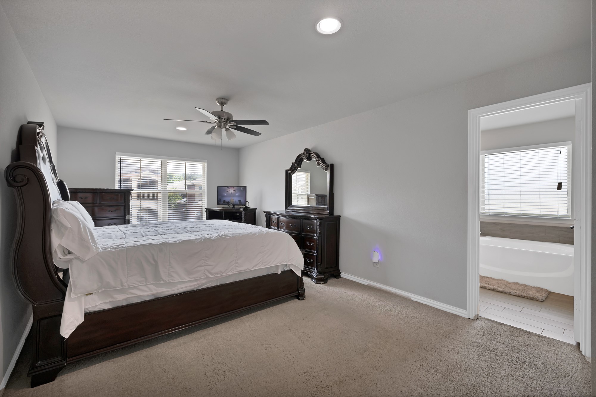 3003 Casa Bella Drive , Arlington, TX, 76010 | 20946801 | Realty Texas LLC