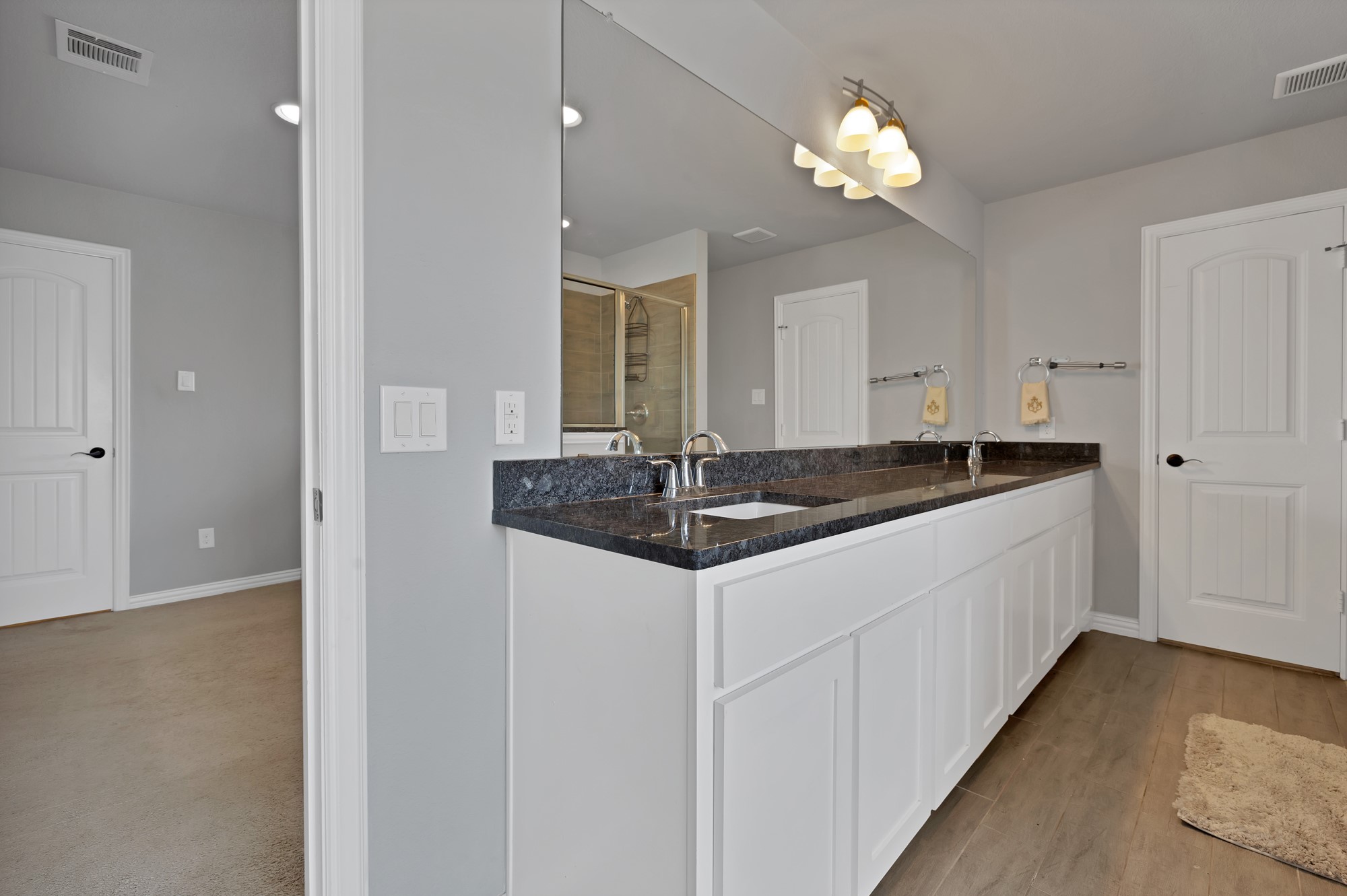 3003 Casa Bella Drive , Arlington, TX, 76010 | 20946801 | Realty Texas LLC