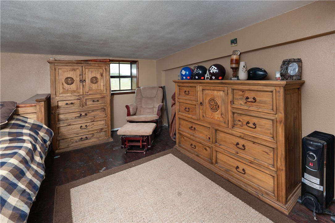 227 S Hollow Tree, Alice, TX, 78332 | 459687 | Realty Texas LLC