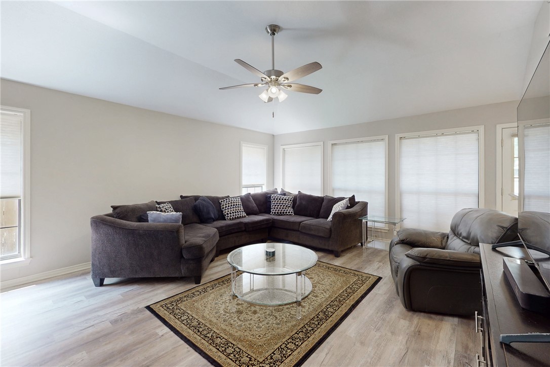 3900 Puffin Way , College Station, TX, 77845-6265 | 25006208 | Realty Texas LLC