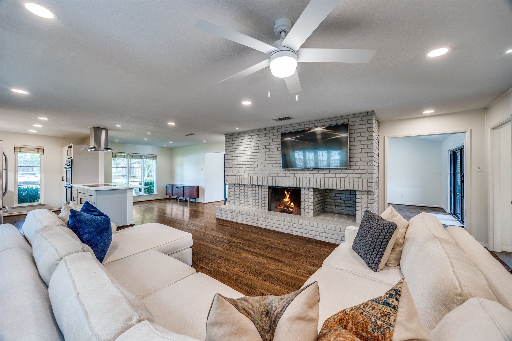 3906 High Summit Drive , Dallas, TX, 75244 | 20943635 | Realty Texas LLC