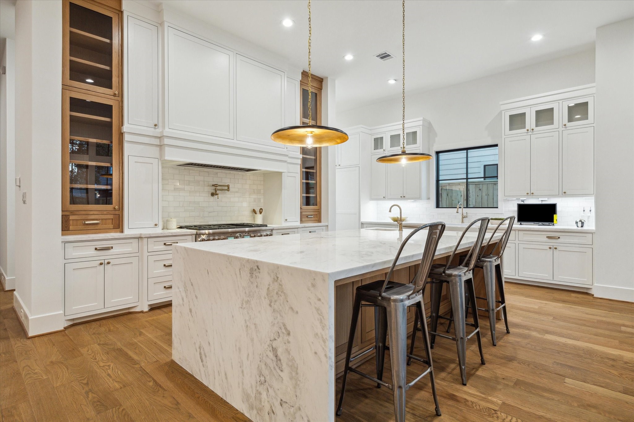 1314 Richelieu Lane , Houston, TX, 77018 | 53240202 | Realty Texas LLC