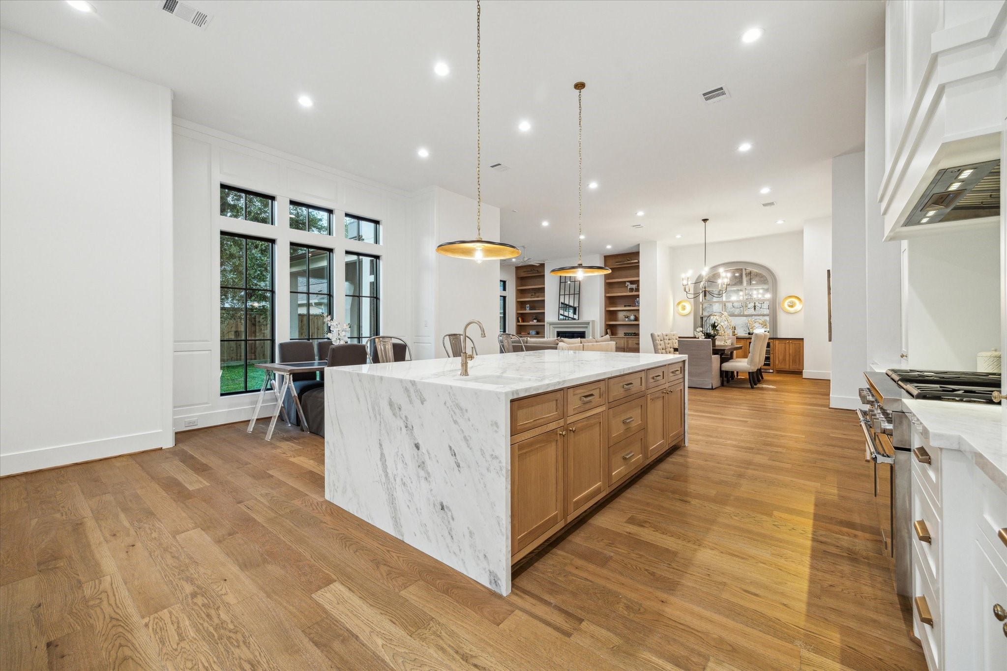 1314 Richelieu Lane , Houston, TX, 77018 | 53240202 | Realty Texas LLC