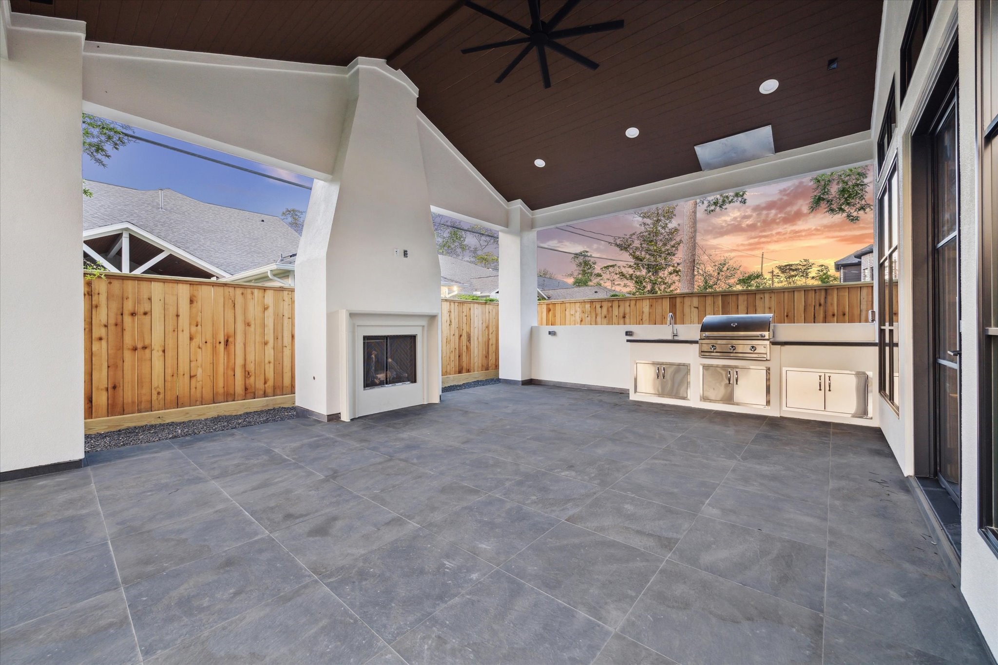 1314 Richelieu Lane , Houston, TX, 77018 | 53240202 | Realty Texas LLC