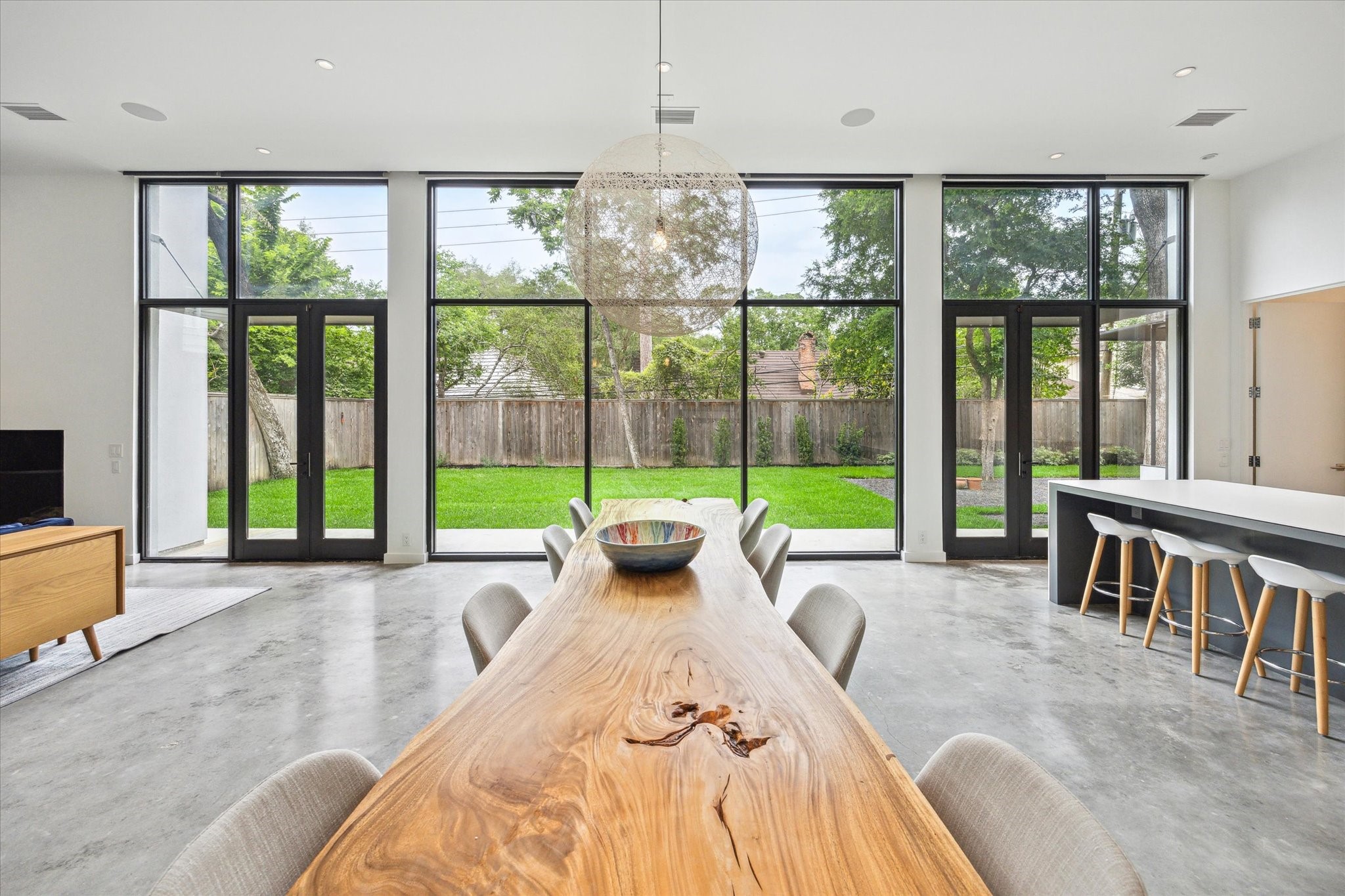 13150 Kimberley Lane , Houston, TX, 77079 | 61222463 | Realty Texas LLC