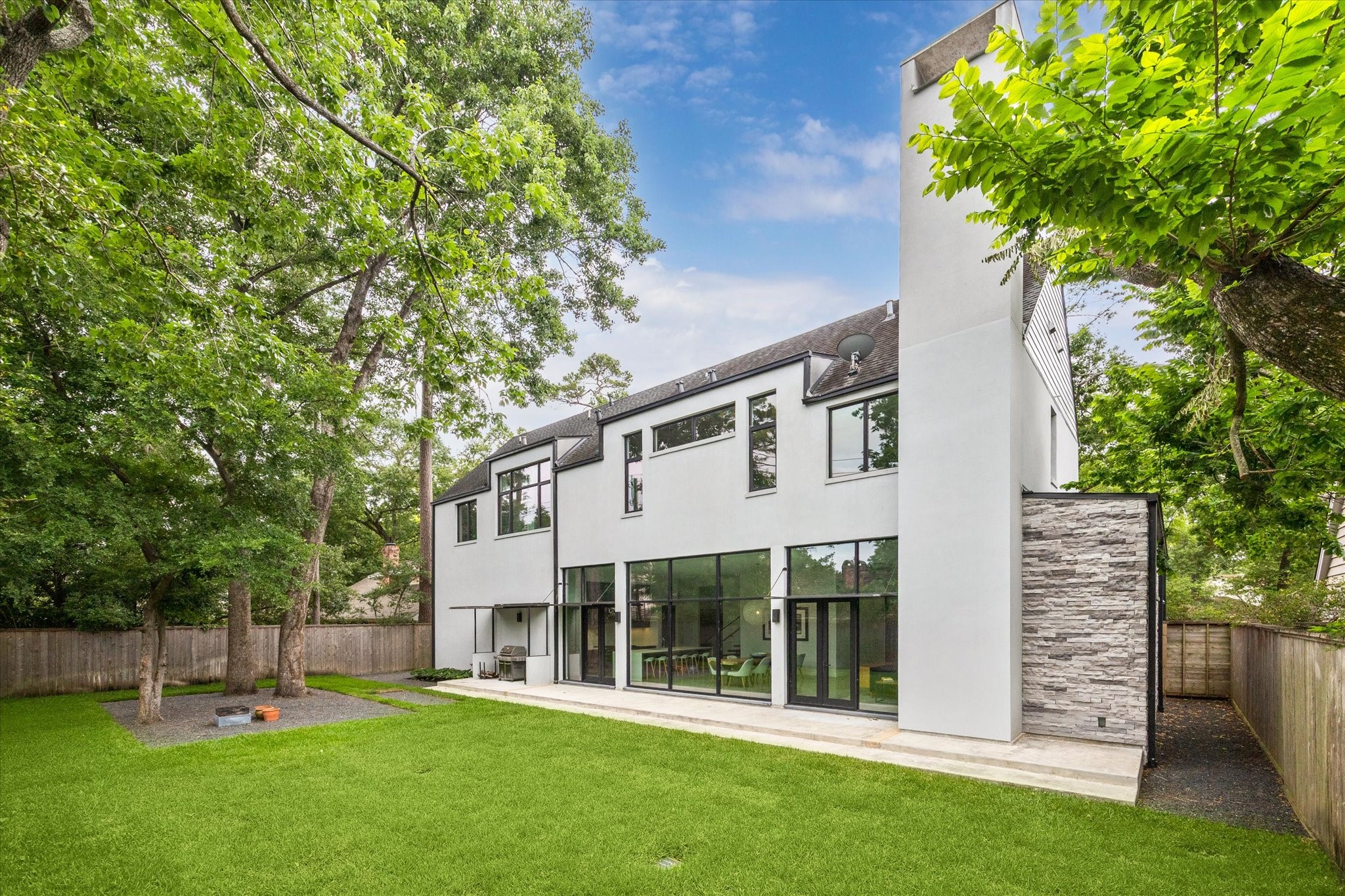 13150 Kimberley Lane , Houston, TX, 77079 | 61222463 | Realty Texas LLC