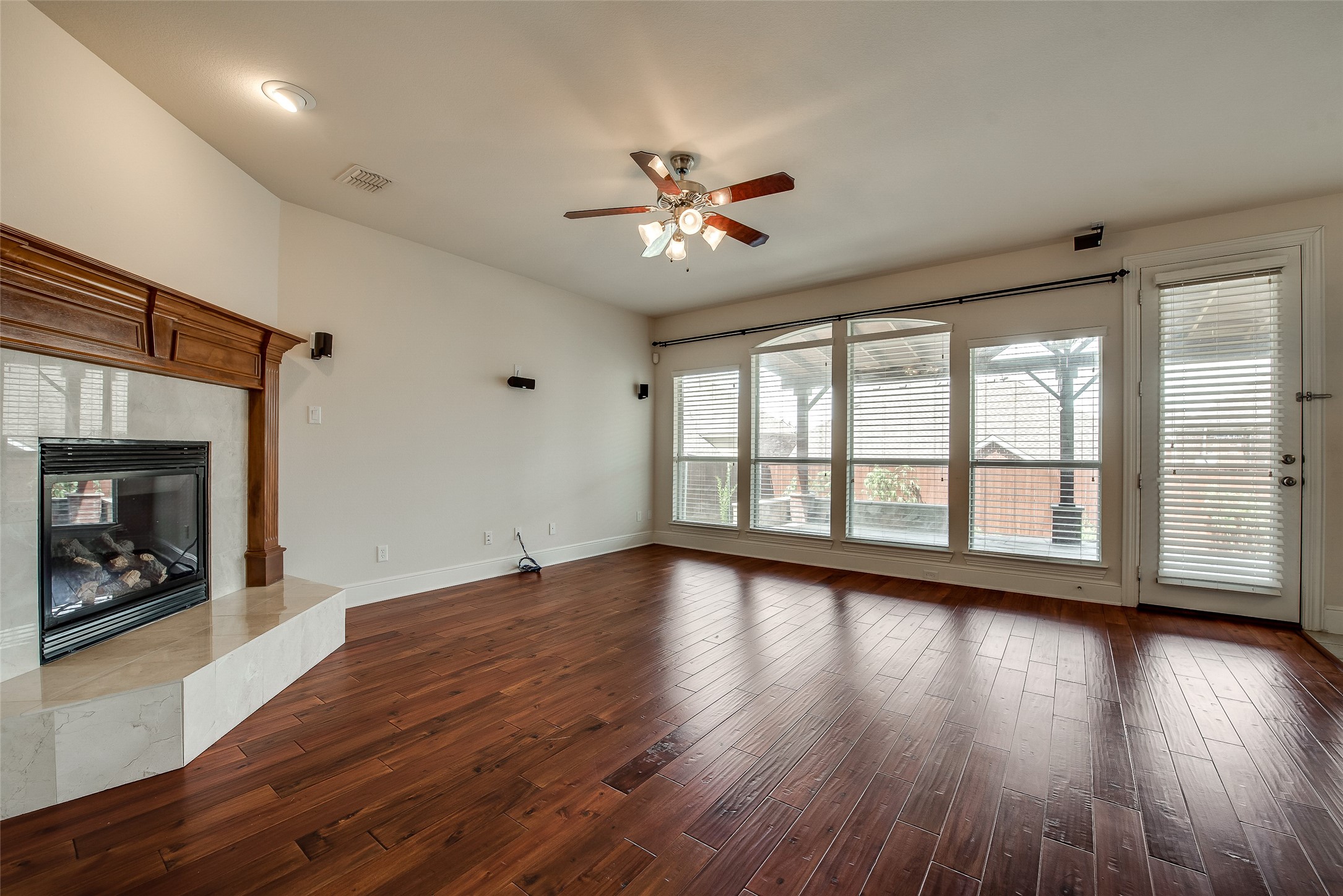 1337 Marina Drive , Irving, TX, 75063 | 20949238 | Realty Texas LLC