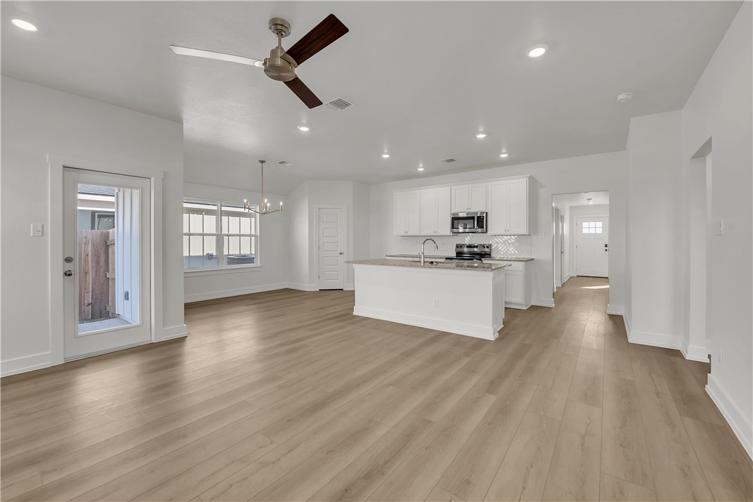 11321 Patera Street , Lorena, TX, 76655 | 229470 | Realty Texas LLC